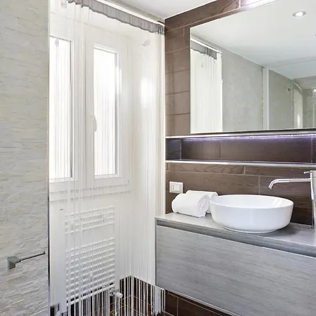Cute Flat In The Heart Of *