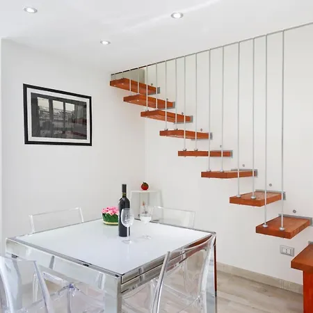 Cute Flat In The Heart Of