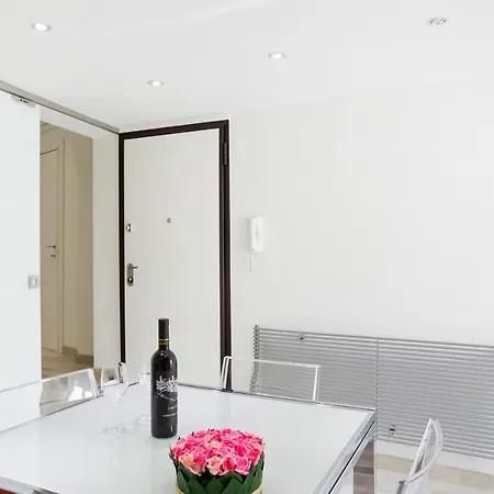 Cute Flat In The Heart Of